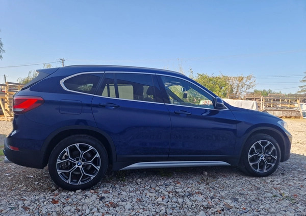 BMW X1 cena 124107 przebieg: 77123, rok produkcji 2020 z Jedlicze małe 277